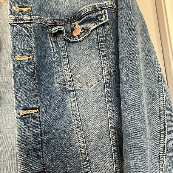 Demin Jacket - Picture 4 of 6